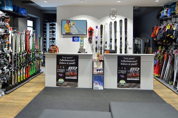 Ski Rental Ortisei Sport Gardena